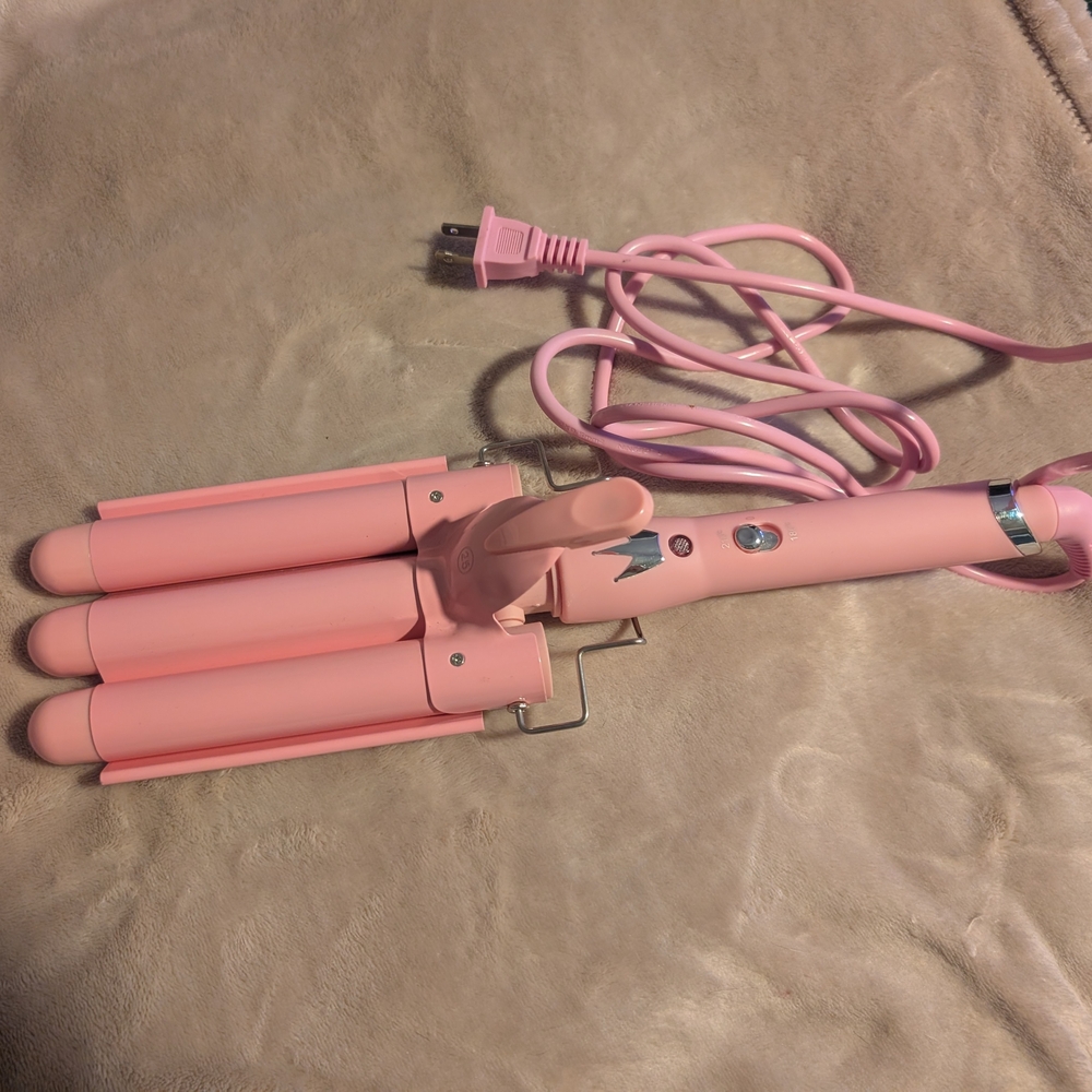 Pink Hair Waver Curling Iron Mermaid Hair Adjustable Temperature 3 Barrel